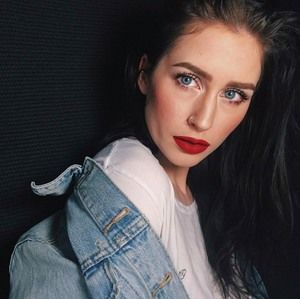 Meet your Posher, Jenny